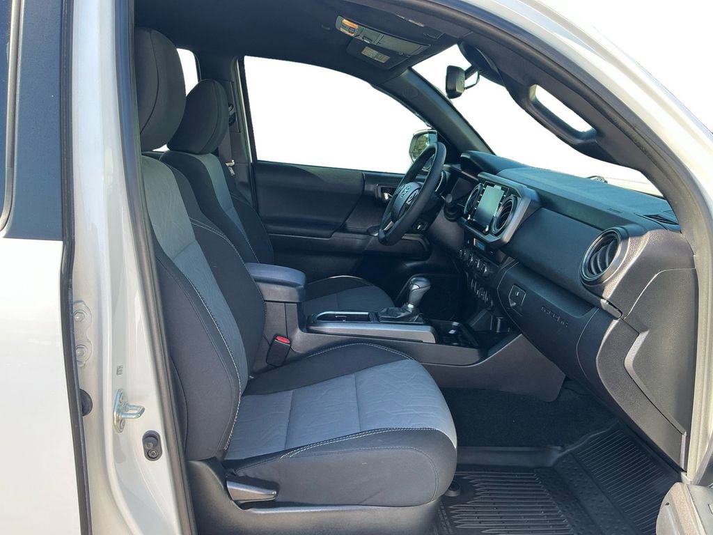 Used 2021 Toyota Tacoma TRD Sport w/ Blackout Package (TMS) AWD/4WD image 22