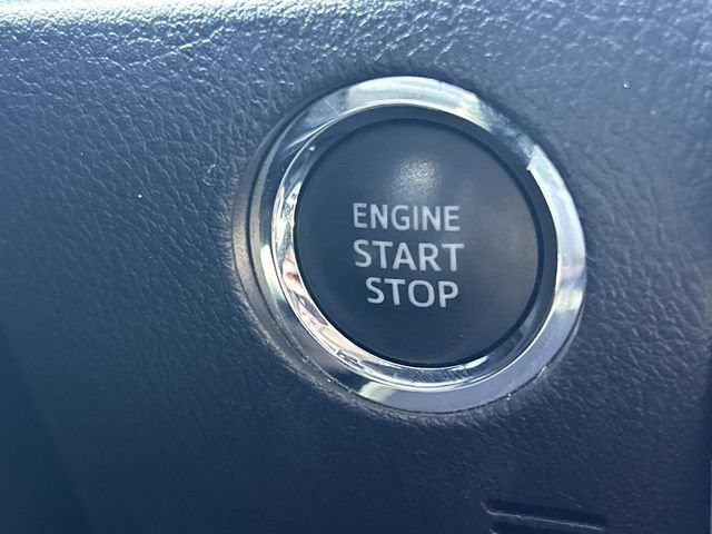 Used 2024 Toyota 4Runner Limited AWD/4WD image 39