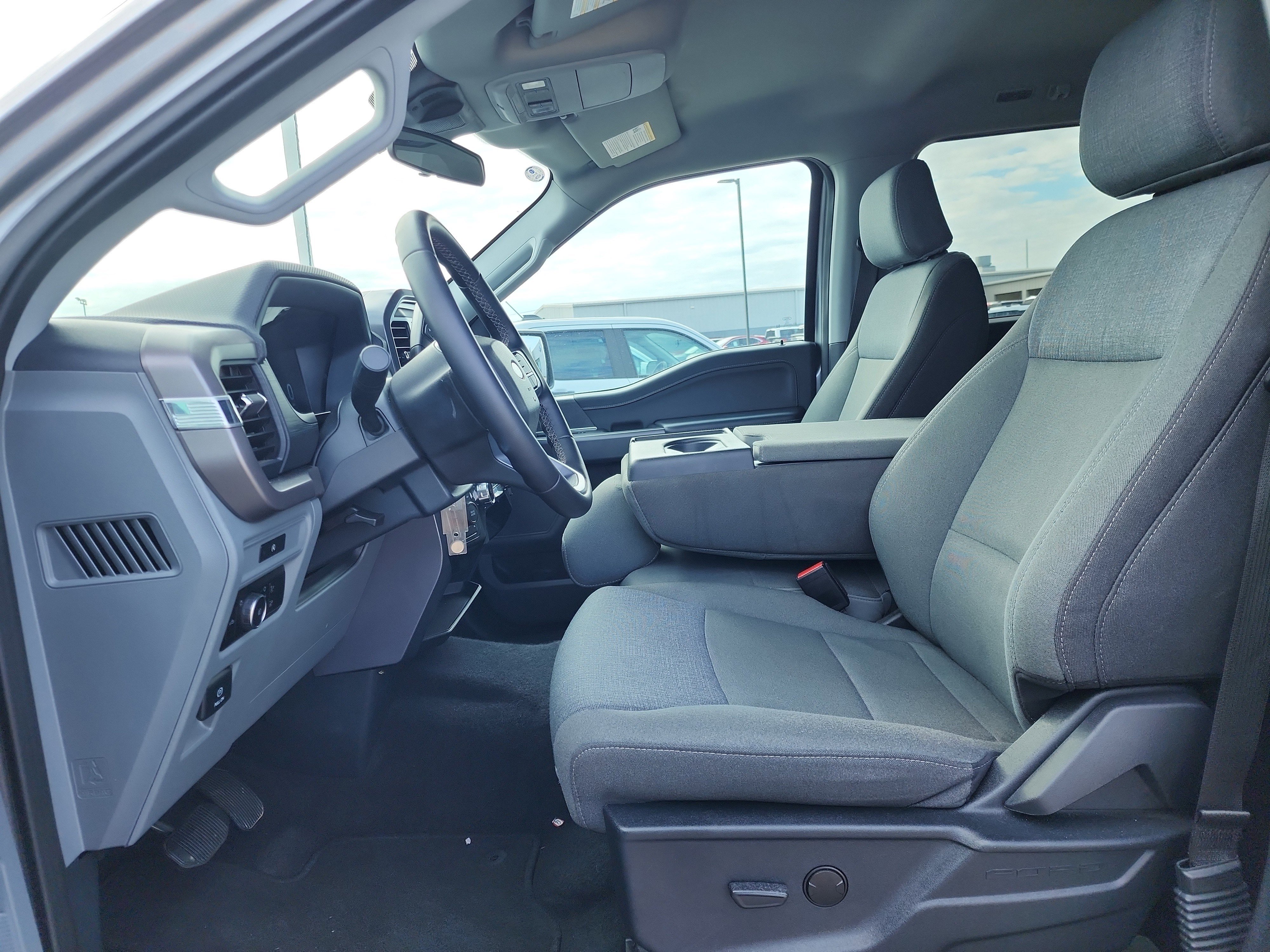 Certified 2025 Ford F150 XLT w/ Equipment Group 301A Standard image 10