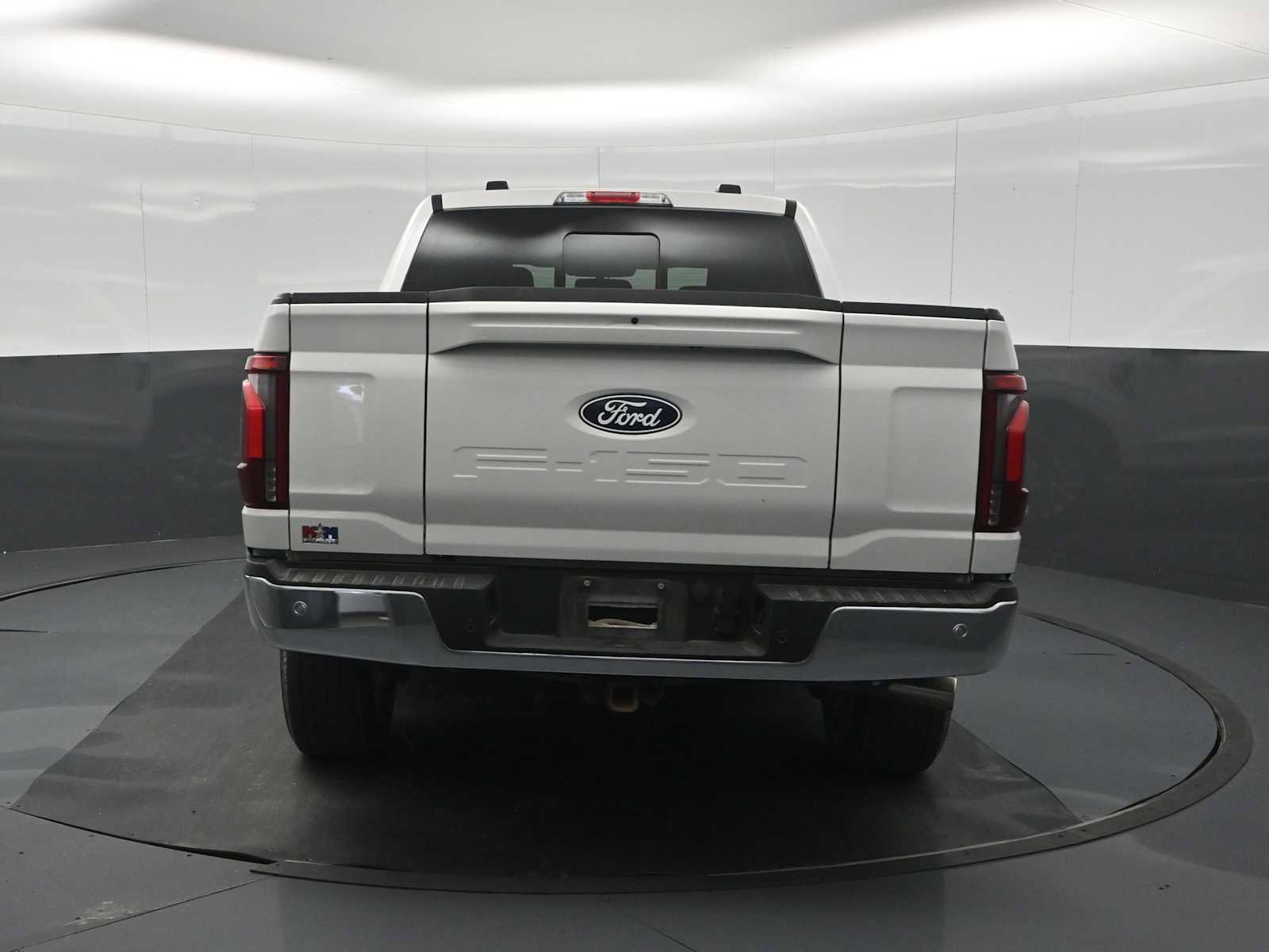 Certified 2025 Ford F150 Lariat w/ Equipment Group 501A Mid AWD/4WD image 8