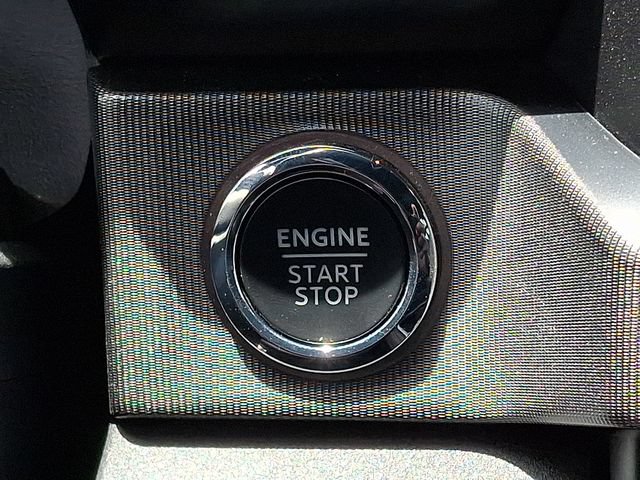 Certified 2024 Ford F250 Platinum AWD/4WD image 18