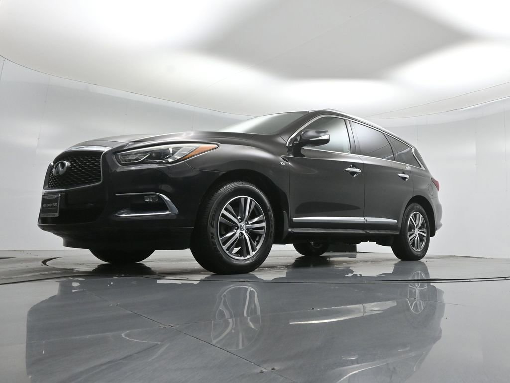 Used 2019 INFINITI QX60 Luxe w/ Essential Package image 29