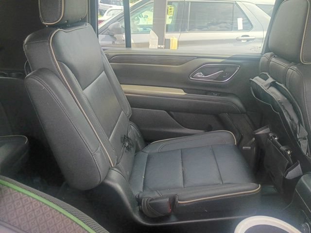 Used 2023 Chevrolet Suburban Premier AWD/4WD image 31