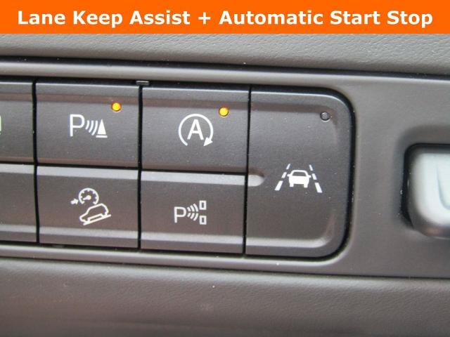 Used 2024 GMC Yukon Denali Ultimate AWD/4WD image 9