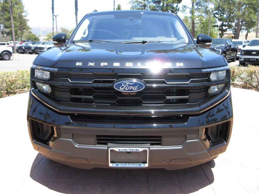Certified 2025 Ford Expedition Max Active RWD image 7
