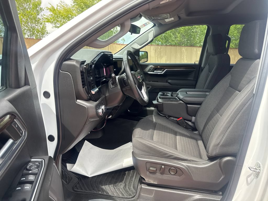 Used 2024 GMC Sierra 1500 Elevation AWD/4WD image 11