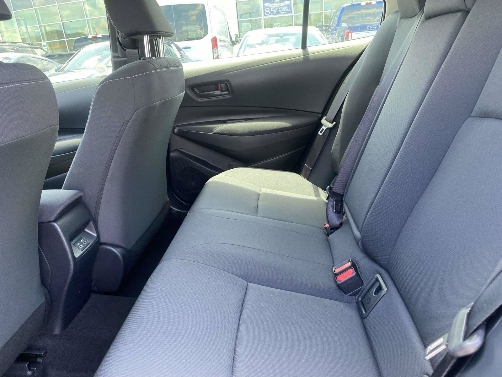 Used 2025 Toyota Corolla LE FWD image 11