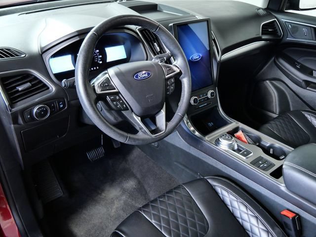 Certified 2024 Ford Edge Titanium w/ Equipment Group 301A AWD/4WD image 3