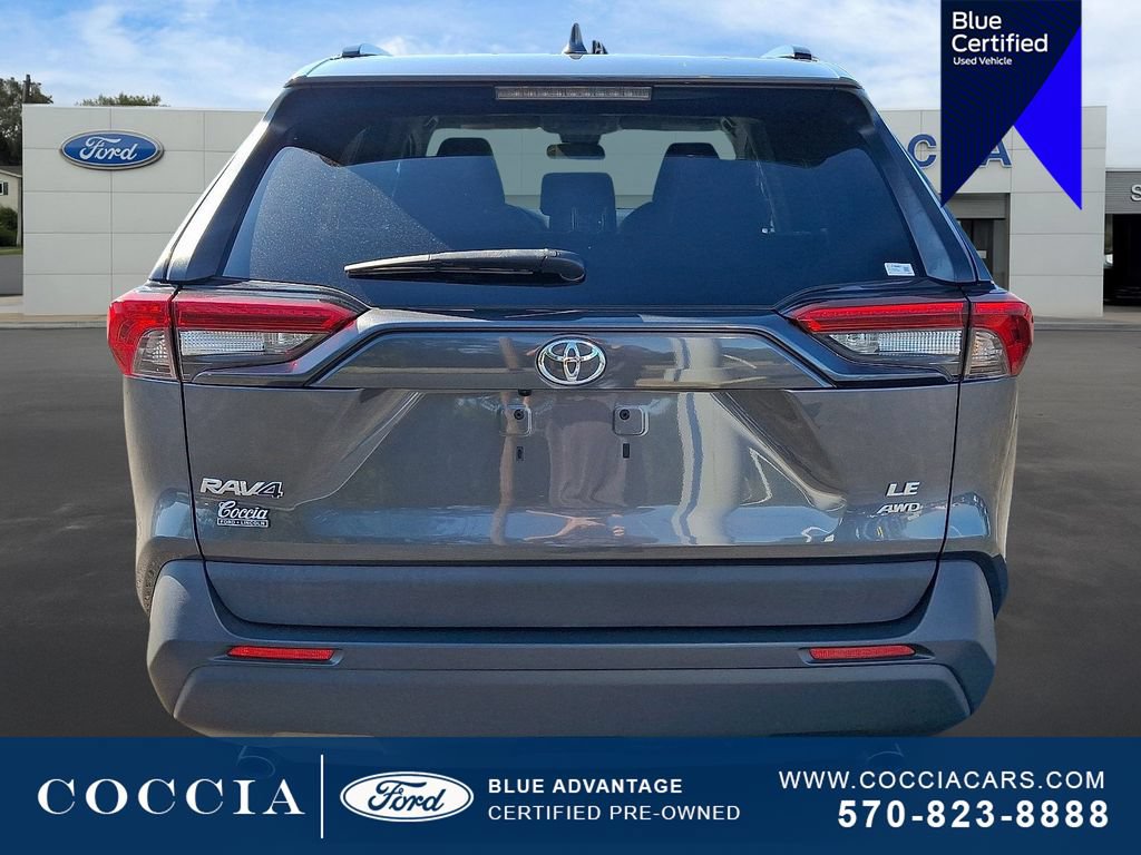 Used 2021 Toyota RAV4 LE AWD/4WD image 5