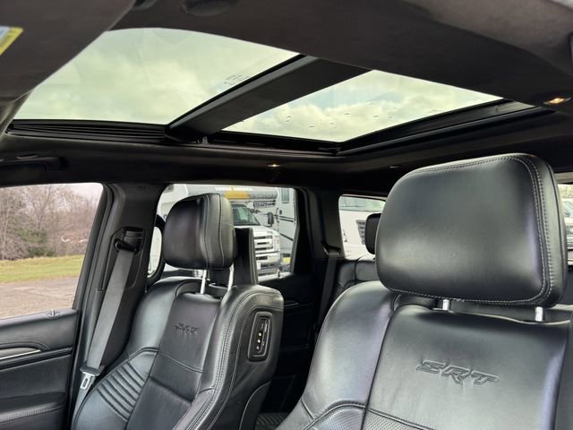 Used 2019 Jeep Grand Cherokee SRT image 37