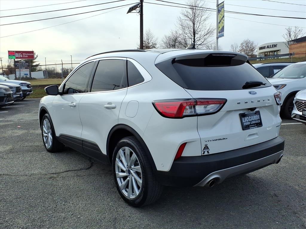 Certified 2022 Ford Escape Titanium w/ Titanium Elite Package image 5