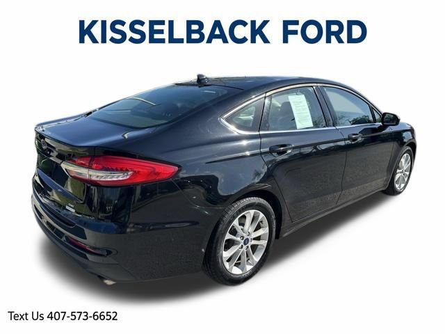 Certified 2020 Ford Fusion SE image 5