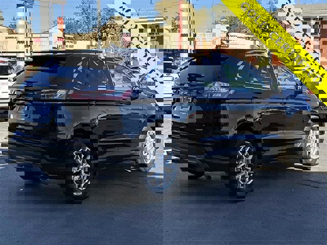 Certified 2024 Ford Edge SEL w/ Convenience Package image 2