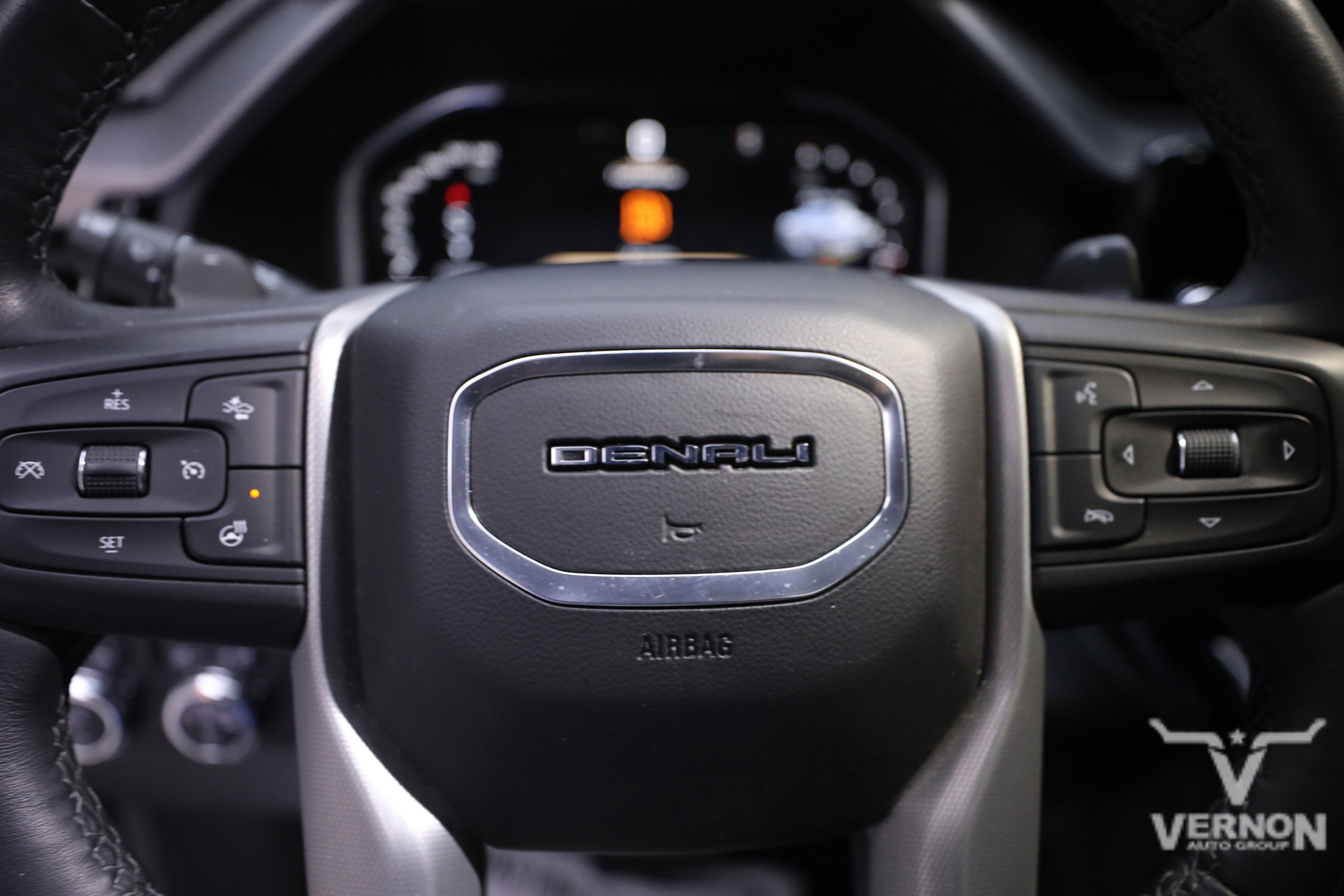 Used 2023 GMC Sierra 1500 Denali w/ Denali Reserve Package image 23