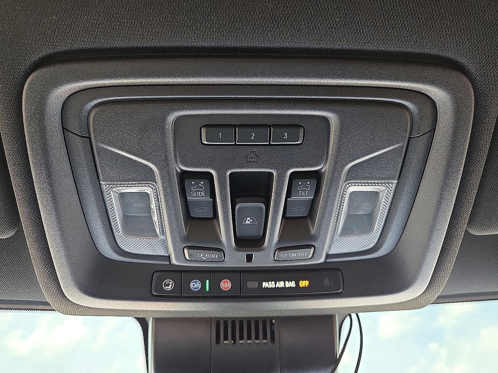 Used 2024 Chevrolet Silverado 2500 High Country w/ High Country Premium Package AWD/4WD image 19
