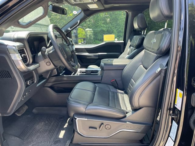 Certified 2025 Ford F450 Platinum w/ FX4 Off-Road Package AWD/4WD image 40