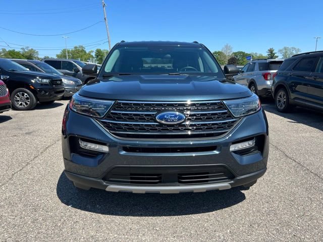 Certified 2024 Ford Explorer XLT AWD/4WD image 2