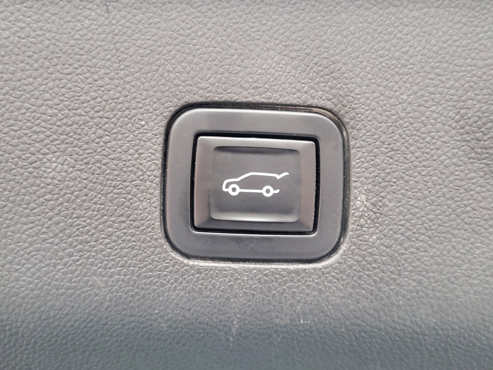 Used 2022 Chevrolet Tahoe Z71 AWD/4WD image 33