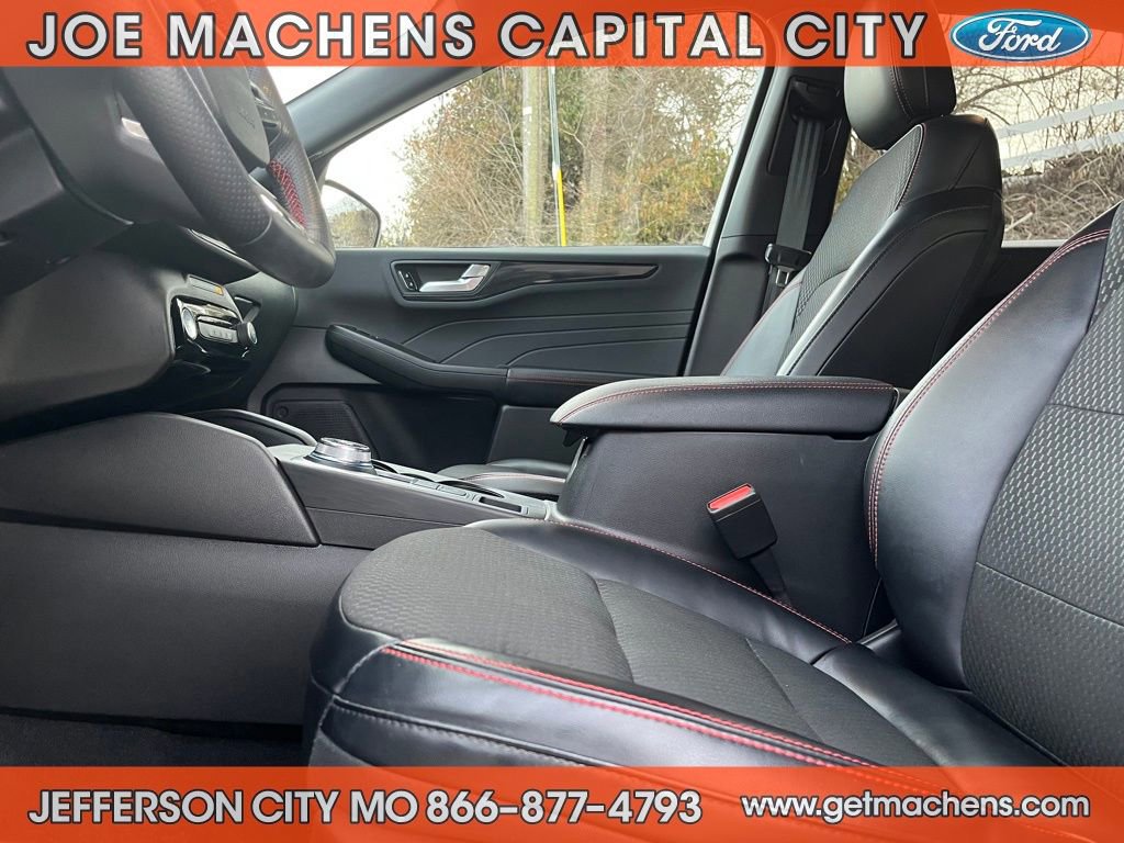 Certified 2023 Ford Escape ST-Line w/ Tech Pack #1 image 18