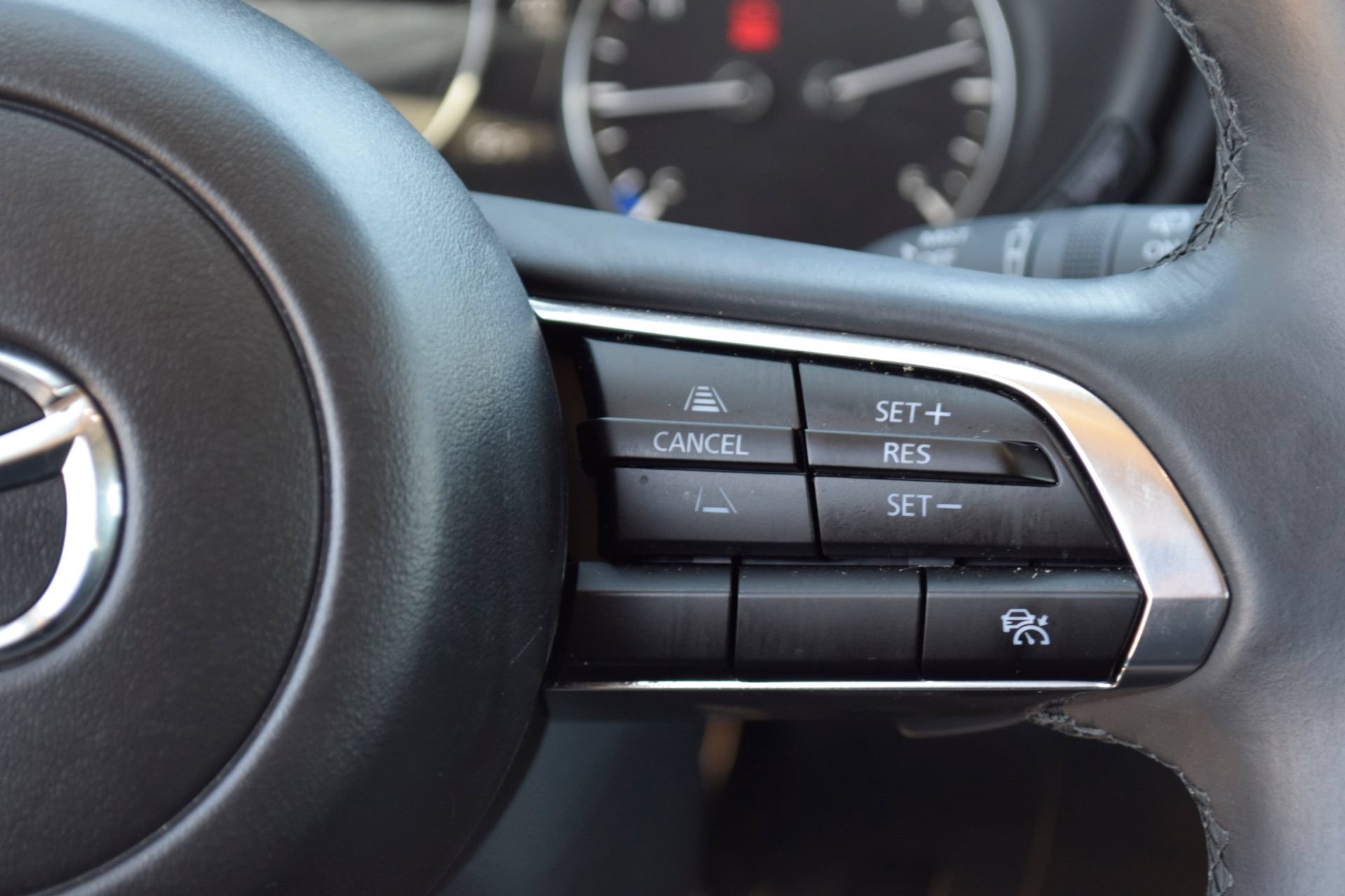 Used 2024 MAZDA CX-30 AWD 2.5 S w/ Premium Package image 7