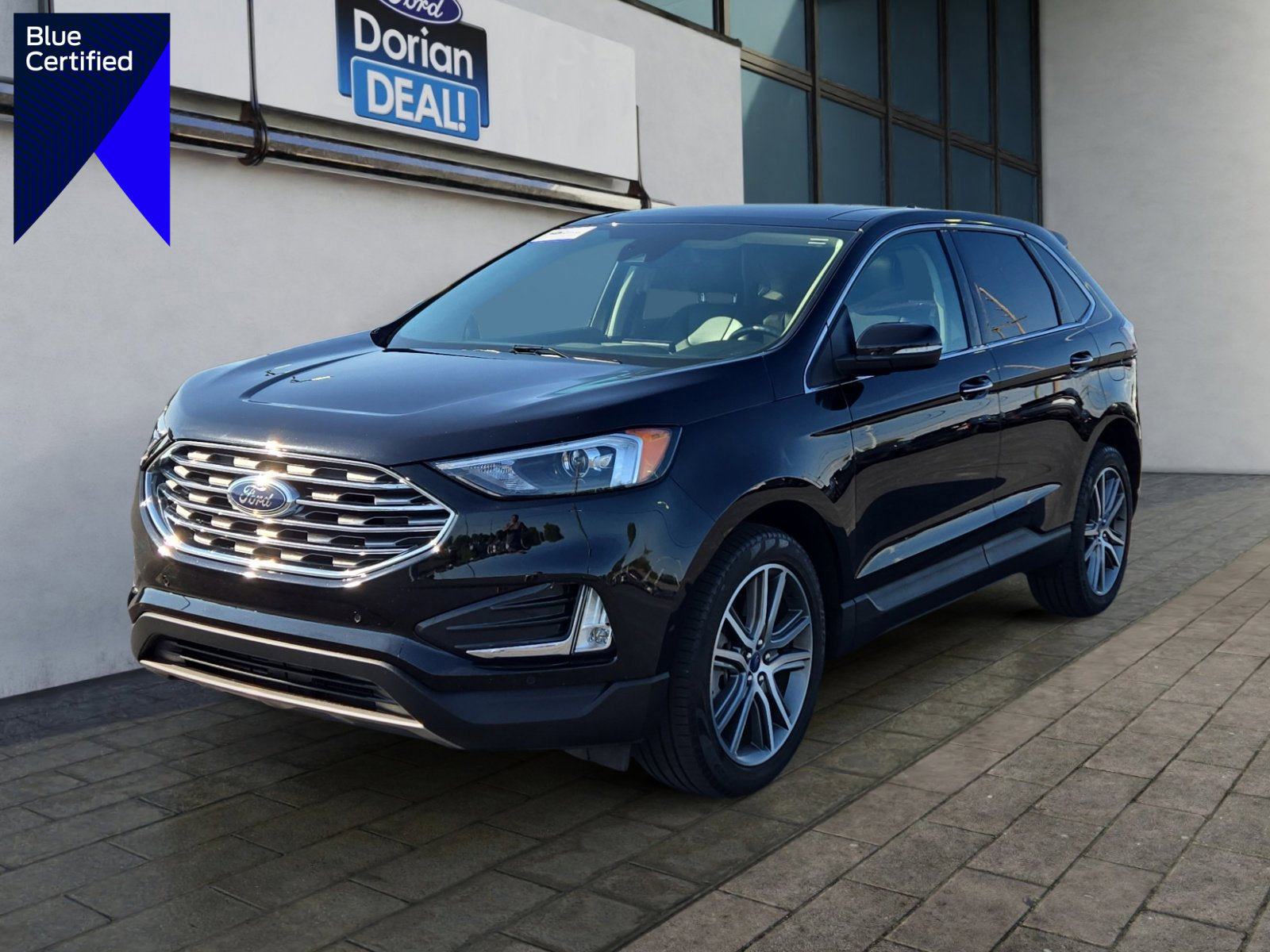 Certified 2022 Ford Edge Titanium w/ Class II Trailer Tow Package