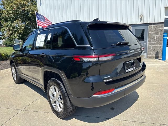Used 2023 Jeep Grand Cherokee Limited AWD/4WD image 10