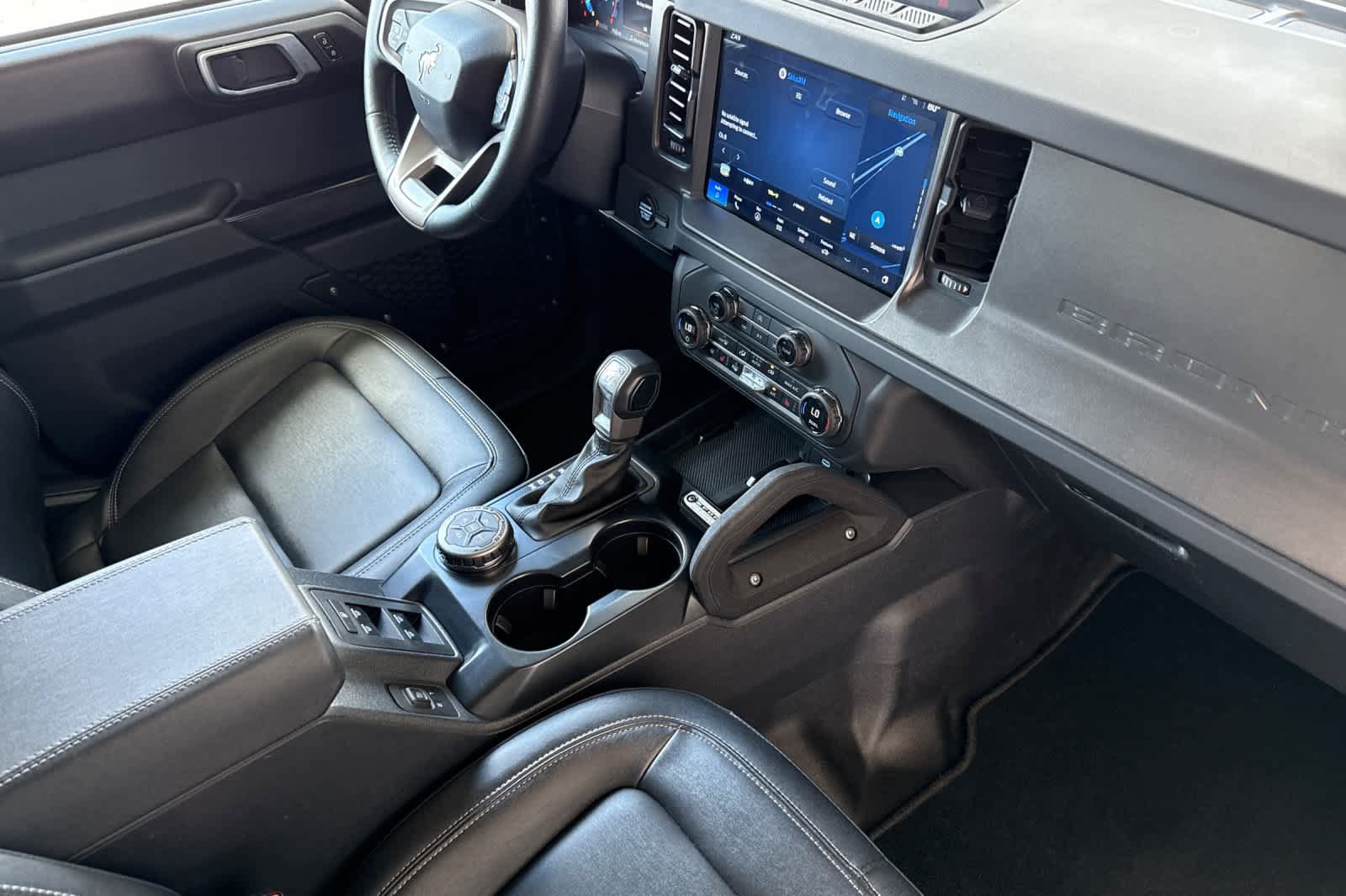 Certified 2025 Ford Bronco Badlands AWD/4WD image 17