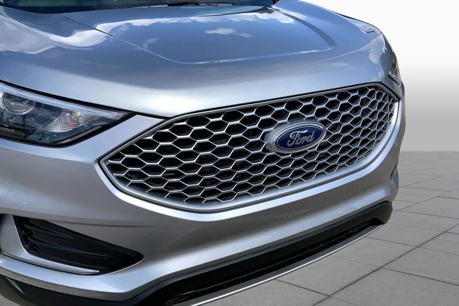 Certified 2024 Ford Edge SEL AWD/4WD image 30