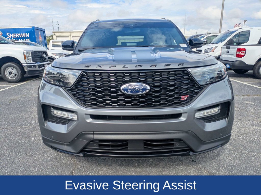 Certified 2023 Ford Explorer ST w/ Equipment Group 401A AWD/4WD image 9