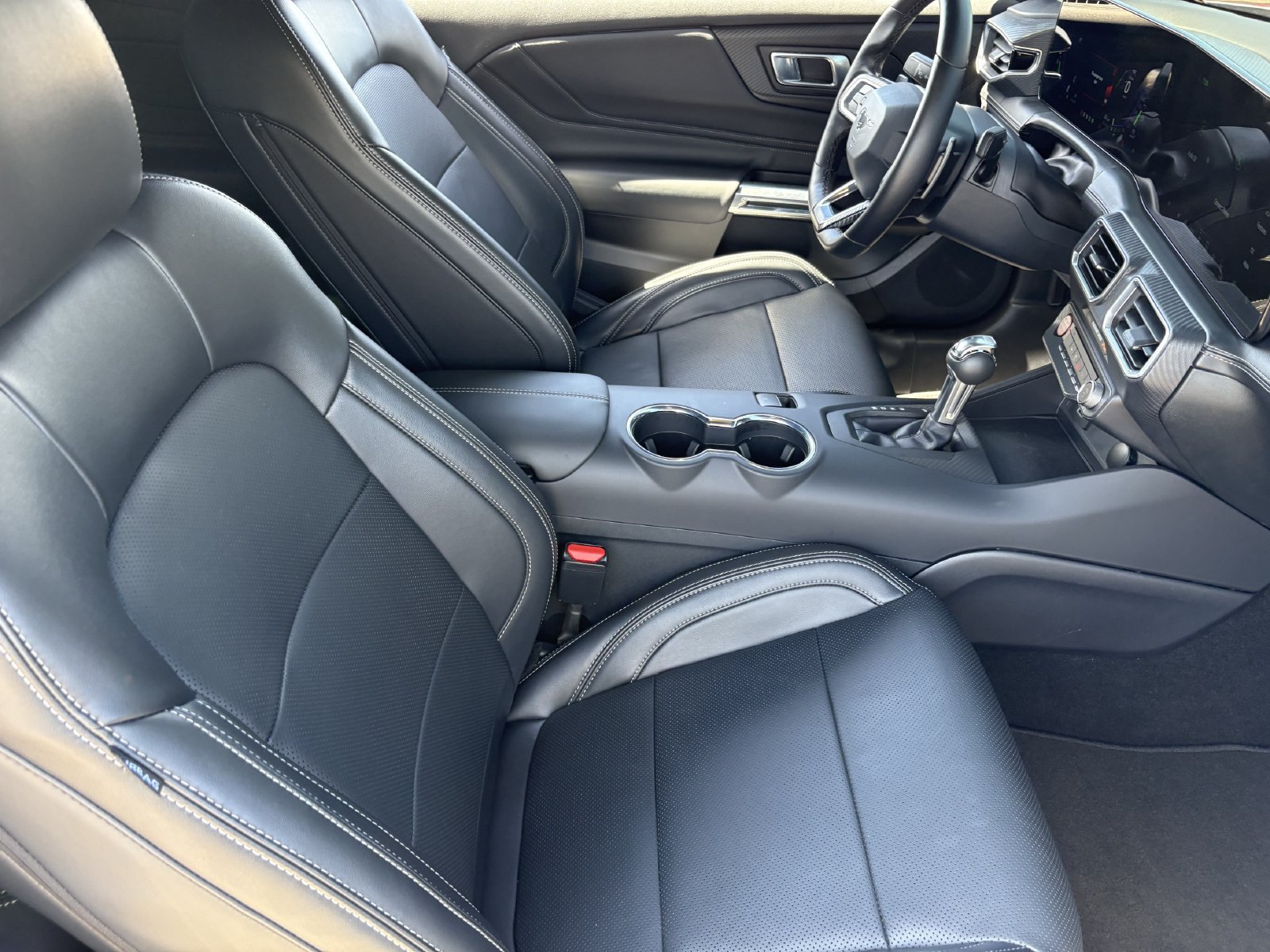 Certified 2025 Ford Mustang GT Premium RWD image 13