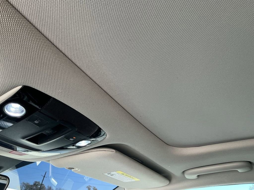 Used 2022 Kia Sorento SX image 18