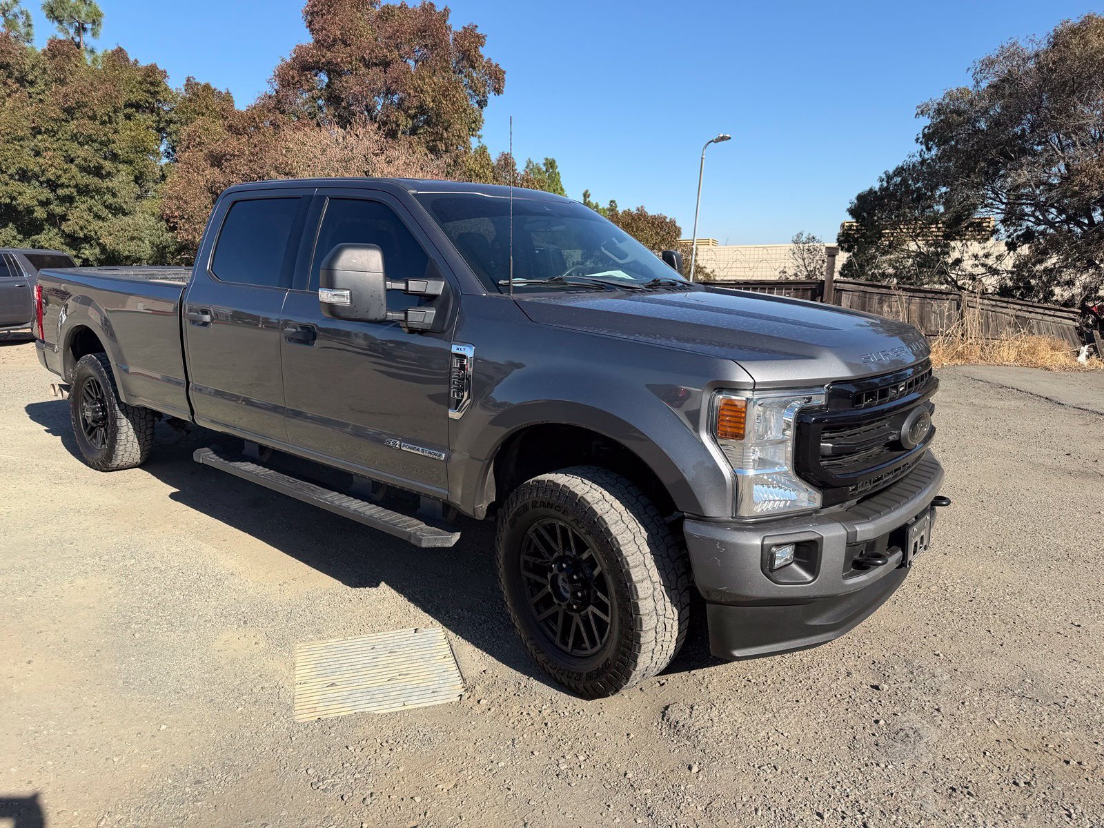 Certified 2022 Ford F350 XLT w/ Black Appearance Package AWD/4WD image 7