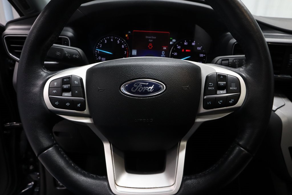 Certified 2023 Ford Explorer XLT w/ Equipment Group 202A image 30