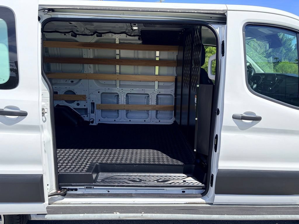 Certified 2025 Ford Transit 250 Low Roof w/ Exterior Upgrade Package RWD image 22