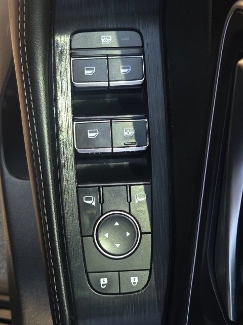 Used 2021 Nissan Rogue SL FWD image 22