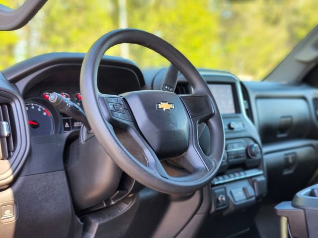 Used 2023 Chevrolet Silverado 1500 Custom AWD/4WD image 19