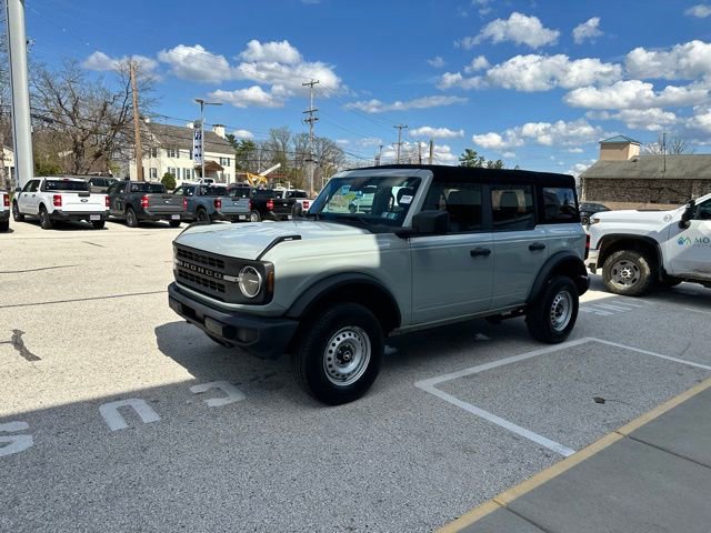 Certified 2022 Ford Bronco 4-Door image 2