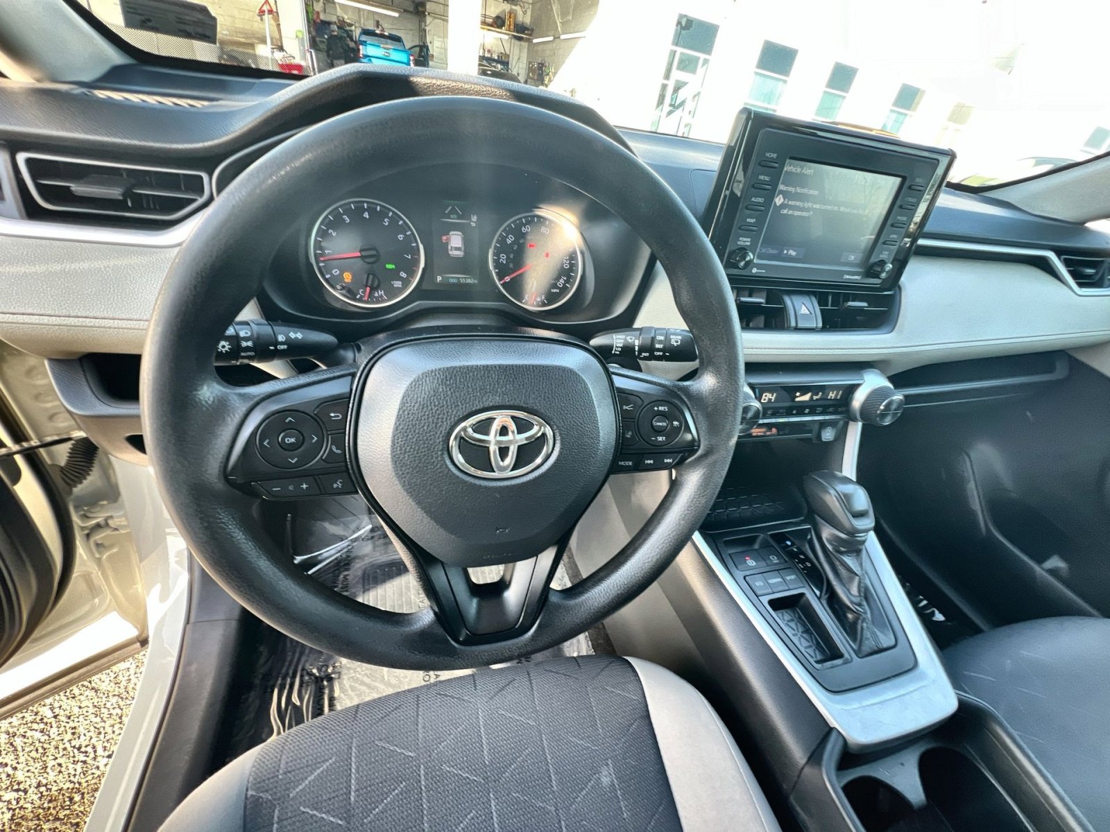 Used 2020 Toyota RAV4 XLE image 16