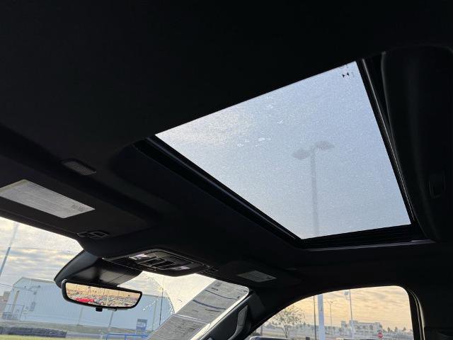 Used 2026 Chevrolet Silverado 2500 ZR2 w/ LPO, Dark Essentials Package image 16