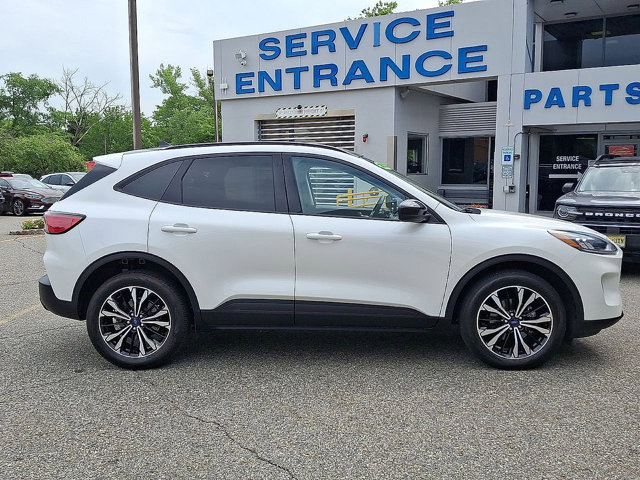 Certified 2022 Ford Escape SEL w/ SEL Stealth AWD Package image 26