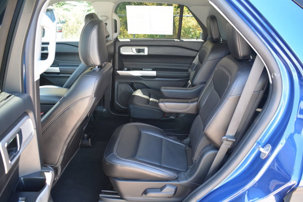 Certified 2023 Ford Explorer Limited w/ Equipment Group 301A AWD/4WD image 23