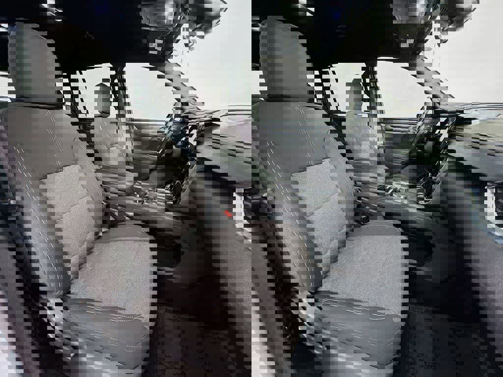 Used 2025 GMC Acadia Elevation image 18