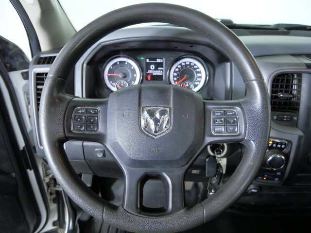 Used 2020 RAM 1500 Tradesman w/ Chrome Appearance Group AWD/4WD image 28