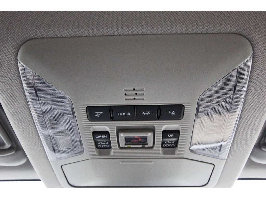 Used 2025 Toyota RAV4 XLE Premium w/ Blackout Package (GST) FWD image 24