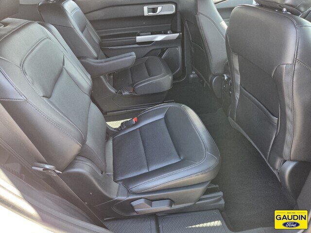 Certified 2023 Ford Explorer Limited w/ Equipment Group 301A AWD/4WD image 16