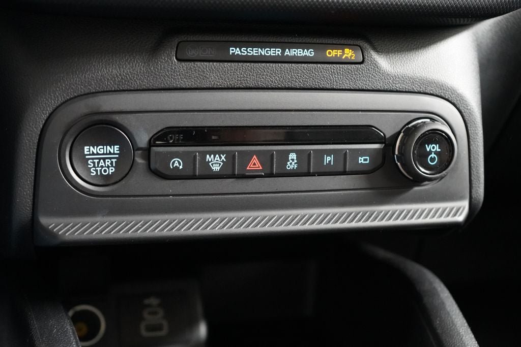 Certified 2025 Ford Bronco Sport Outer Banks w/ Outer Banks Tech Package+ AWD/4WD image 26