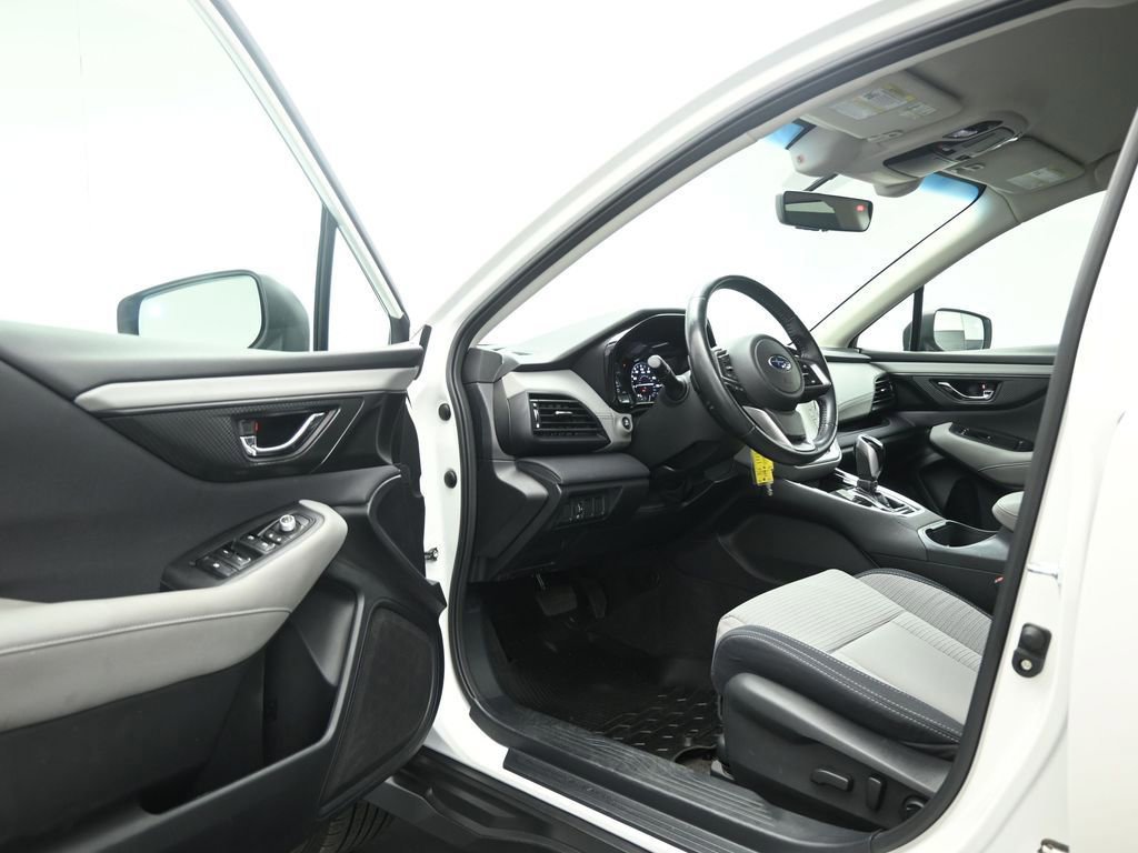 Used 2021 Subaru Outback Premium image 34