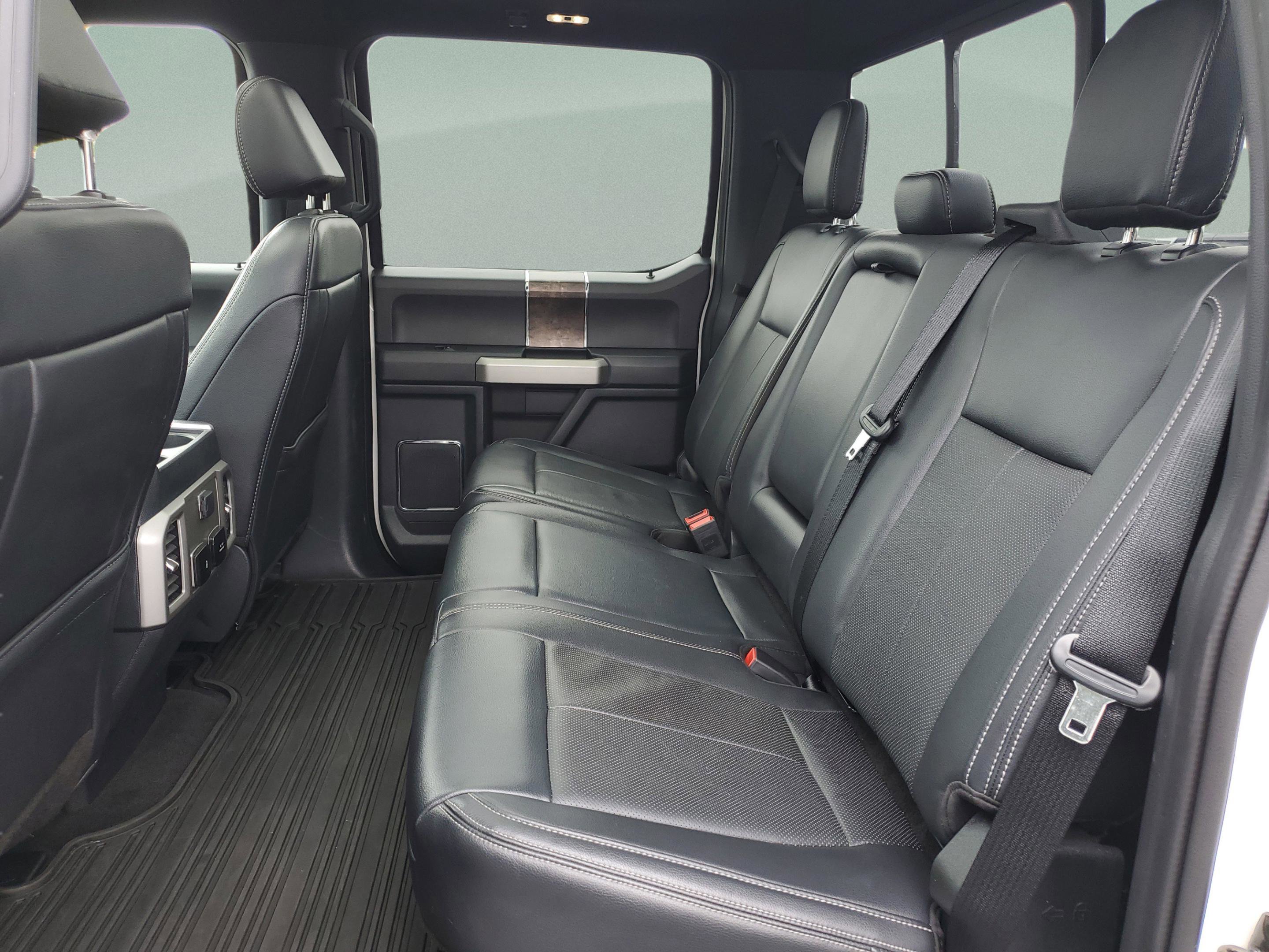 Certified 2022 Ford F350 Lariat w/ Black Appearance Package AWD/4WD image 11