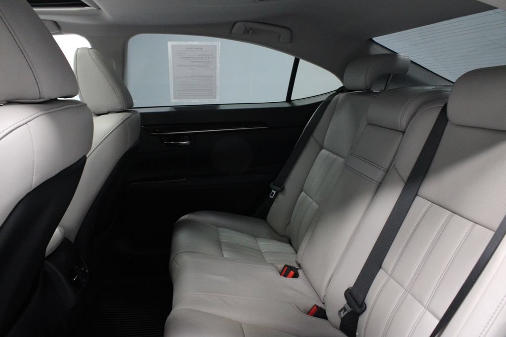 Used 2017 Lexus ES 350 FWD image 21