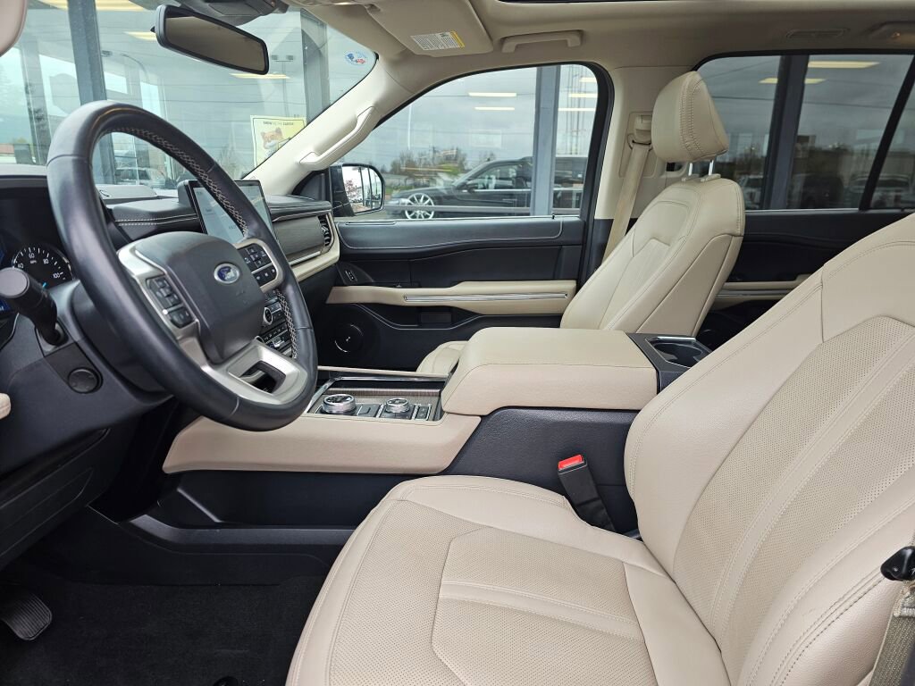 Certified 2024 Ford Expedition Limited AWD/4WD image 18